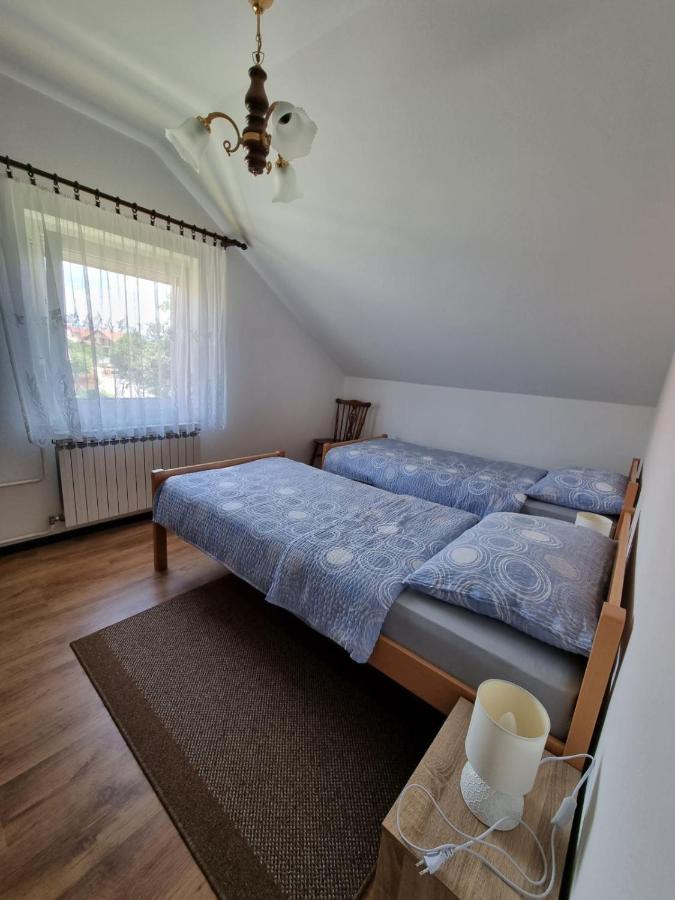 شقة Apartman Dubravcic Otočac المظهر الخارجي الصورة